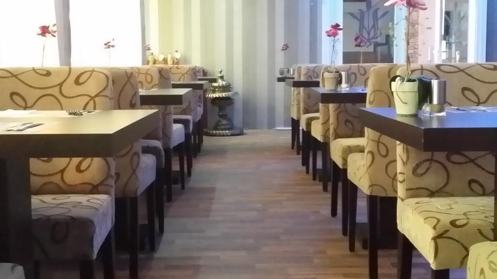 法兰克福奥博茨豪森阿邦特酒店 外观 照片